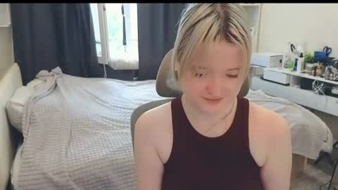 Klara online show from July 14, 10:32 am