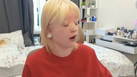 Klara online show from July 22, 2:45 am