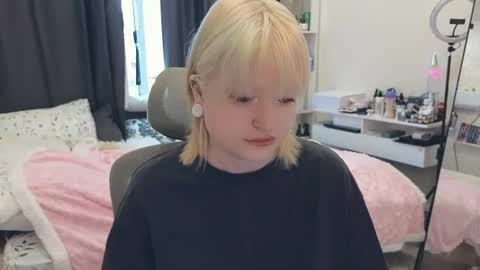 Klara online show from July 23, 2:53 am