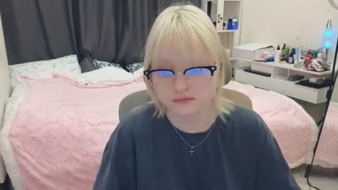 Klara online show from July 28, 3:08 pm
