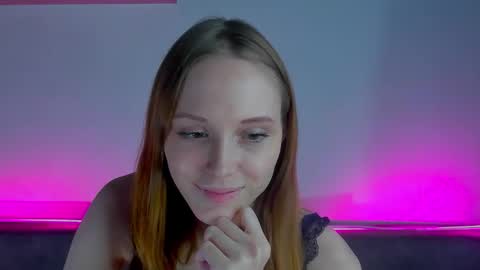 Gina online show from October 31, 11:36 am