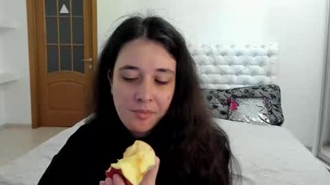 Kate online show from October 25, 9:17 am