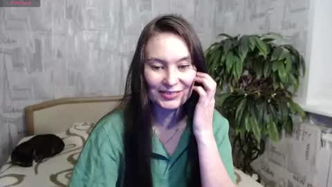 ginaxsoulah   online show from June 10, 10:19 pm