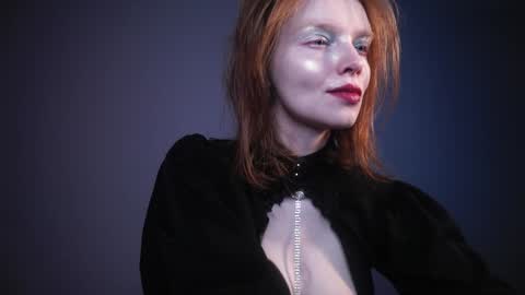 Snapshot of ginger_hugs chatting on January 13, 10:13 pm im expecting 350 thumbs up on my altar online show from January 13, 10:13 pm
