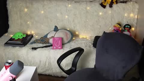 Ginger online show from December 19, 10:57 pm