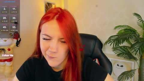 gingerr_pie online show from December 2, 4:47 am