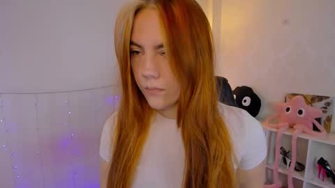 gingerr_pie online show from September 29, 7:41 pm