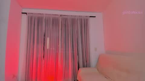 Ginevra online show from December 14, 3:45 am