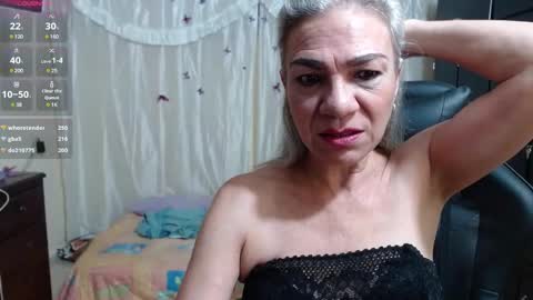 Snapshot of giorgia_xue53 chatting on March 12, 2:20 am Mary online show from March 12, 2:20 am