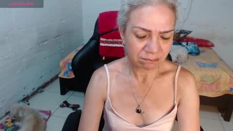 Snapshot of giorgia_xue53 chatting on December 20, 6:29 am Mary online show from December 20, 6:29 am