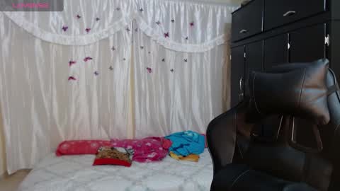 Snapshot of giorgia_xue53 chatting on February 26, 1:46 am Mary online show from February 26, 1:46 am