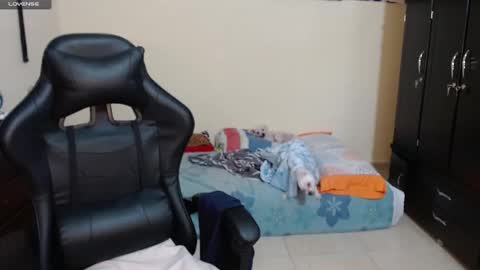 Snapshot of giorgia_xue53 chatting on February 9, 3:01 pm Mary online show from February 9, 3:01 pm