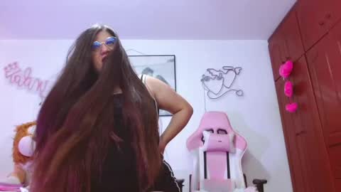 giorgina_montiere online show from June 5, 3:29 pm