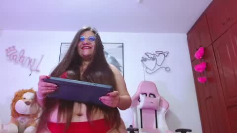 giorgina_montiere online show from June 11, 12:32 am