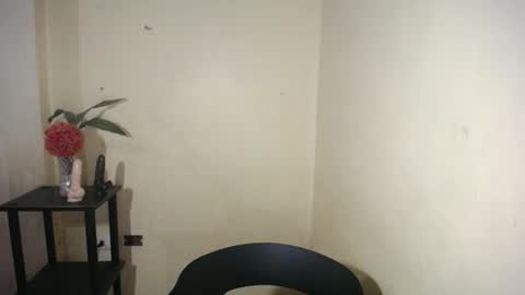 Aisha online show from February 18, 11:09 am