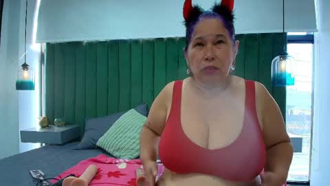 Girl Amada online show from June 7, 12:23 pm