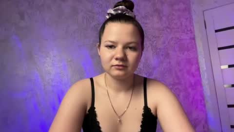girl_cute07 online show from July 9, 5:48 pm