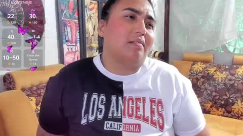 girl_luna_ online show from October 6, 7:18 pm