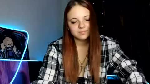 girl_shy07 online show from July 28, 6:20 pm