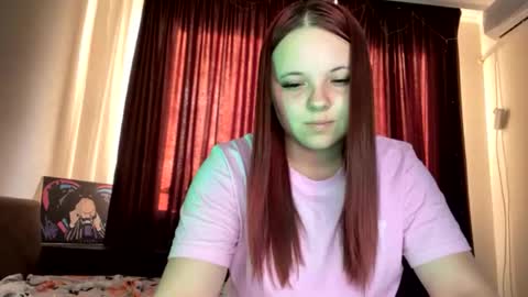 girl_shy07 online show from June 5, 4:46 pm