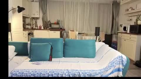 Girlfriend online show from November 19, 4:07 pm