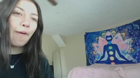 Jasmine online show from June 17, 2:51 pm