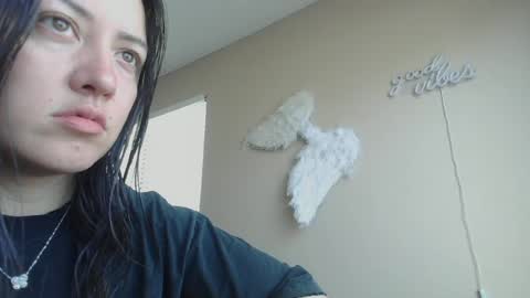 Jasmine online show from June 20, 4:32 pm