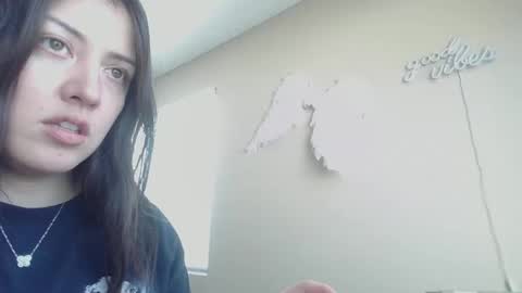 Jasmine online show from April 3, 10:30 pm