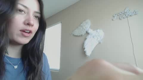 Jasmine online show from June 19, 4:10 pm