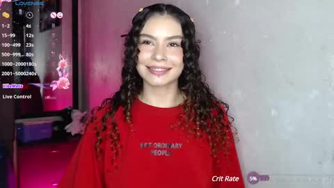Snapshot of girlonhotflames chatting on February 21, 11:33 am LananaSofia and Boy online show from February 21, 11:33 am