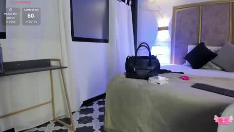     online show from September 30, 10:10 am