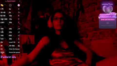  Gisle  online show from July 7, 11:07 pm