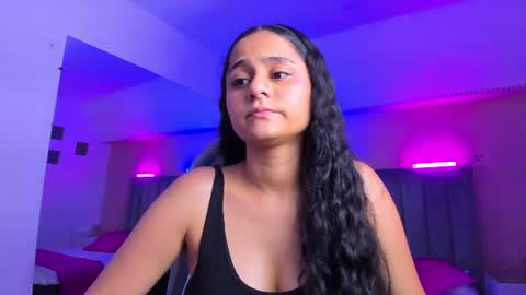 GISELLE ROLDAN online show from July 29, 2:44 am