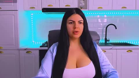 Giulia online show from March 3, 4:40 am