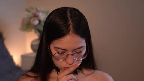 Agness online show from November 28, 2:42 pm