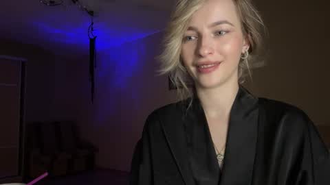 glamour_rogue online show from December 18, 3:06 pm