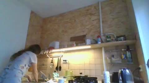 Snapshot of glitter_doll chatting on January 25, 8:53 am glitter_doll online show from January 25, 8:53 am