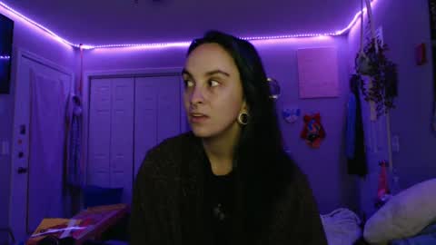 Snapshot of glitterspace chatting on October 12, 7:33 am anna online show from October 12, 7:33 am