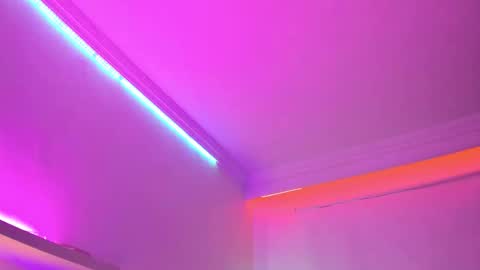 Mimi online show from November 13, 10:20 pm