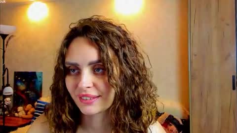 Snapshot of gloria_wood chatting on October 21, 6:56 pm Gloria Wood online show from October 21, 6:56 pm