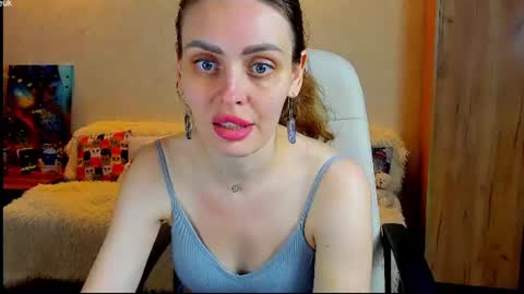 Gloria Wood online show from July 6, 3:58 pm
