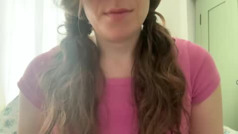 Gloria Pearl online show from July 16, 11:15 am