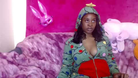 goddess_aaliyah online show from December 28, 9:20 am