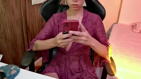 Snapshot of goddess_artemis_ chatting on January 8, 11:19 pm Fauna online show from January 8, 11:19 pm