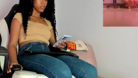 goddess_valen online show from July 10, 1:06 am