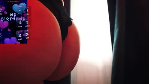 MesmErisse online show from July 14, 4:39 am