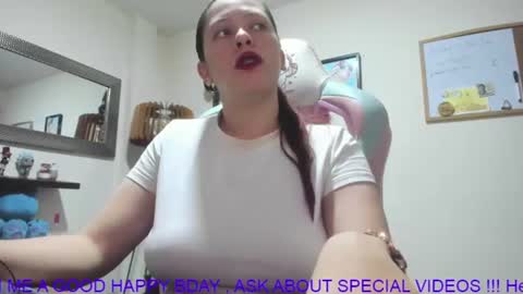 Goddess Jessica and slave Roger online show from July 16, 5:23 am