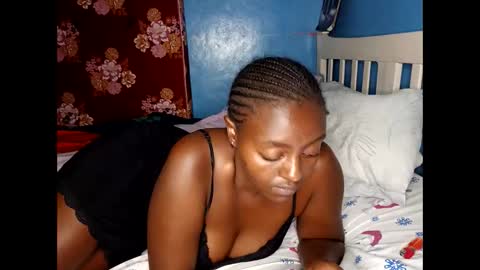 Phylis online show from December 21, 8:46 pm