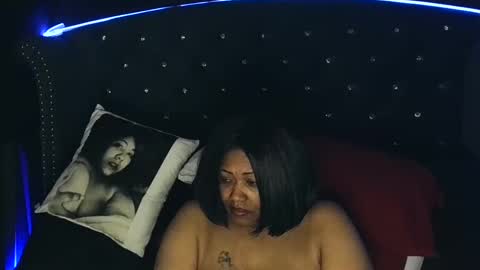 GoddessYvette007 online show from February 21, 8:06 am