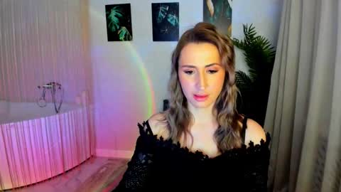 Olivia online show from November 29, 4:16 am